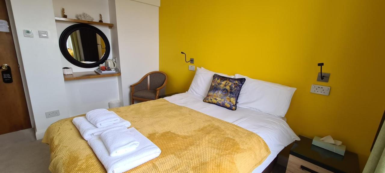 The Torland - Paignton Seafront - Free Parking, All Rooms En-Suite ภายนอก รูปภาพ