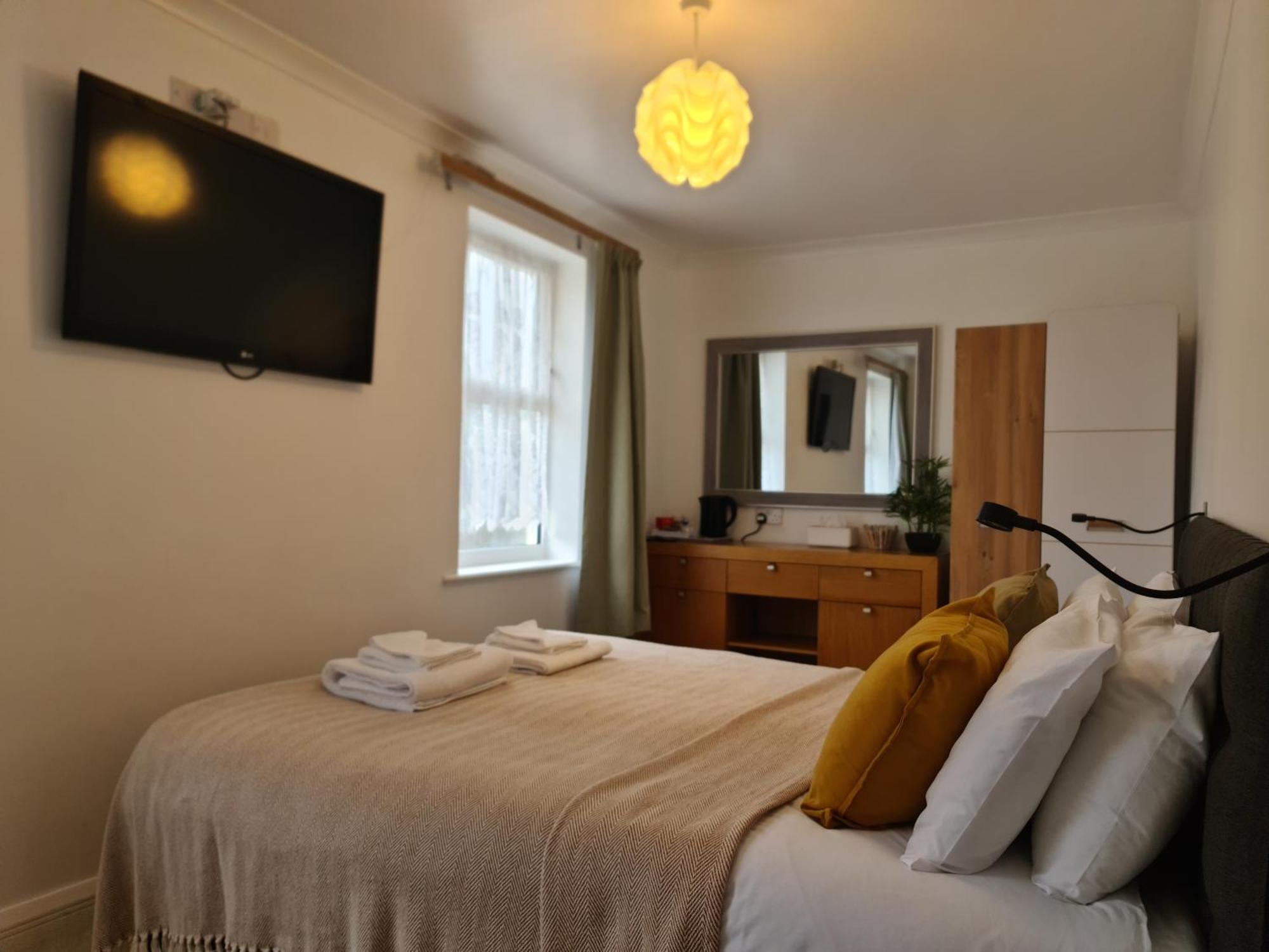The Torland - Paignton Seafront - Free Parking, All Rooms En-Suite ภายนอก รูปภาพ